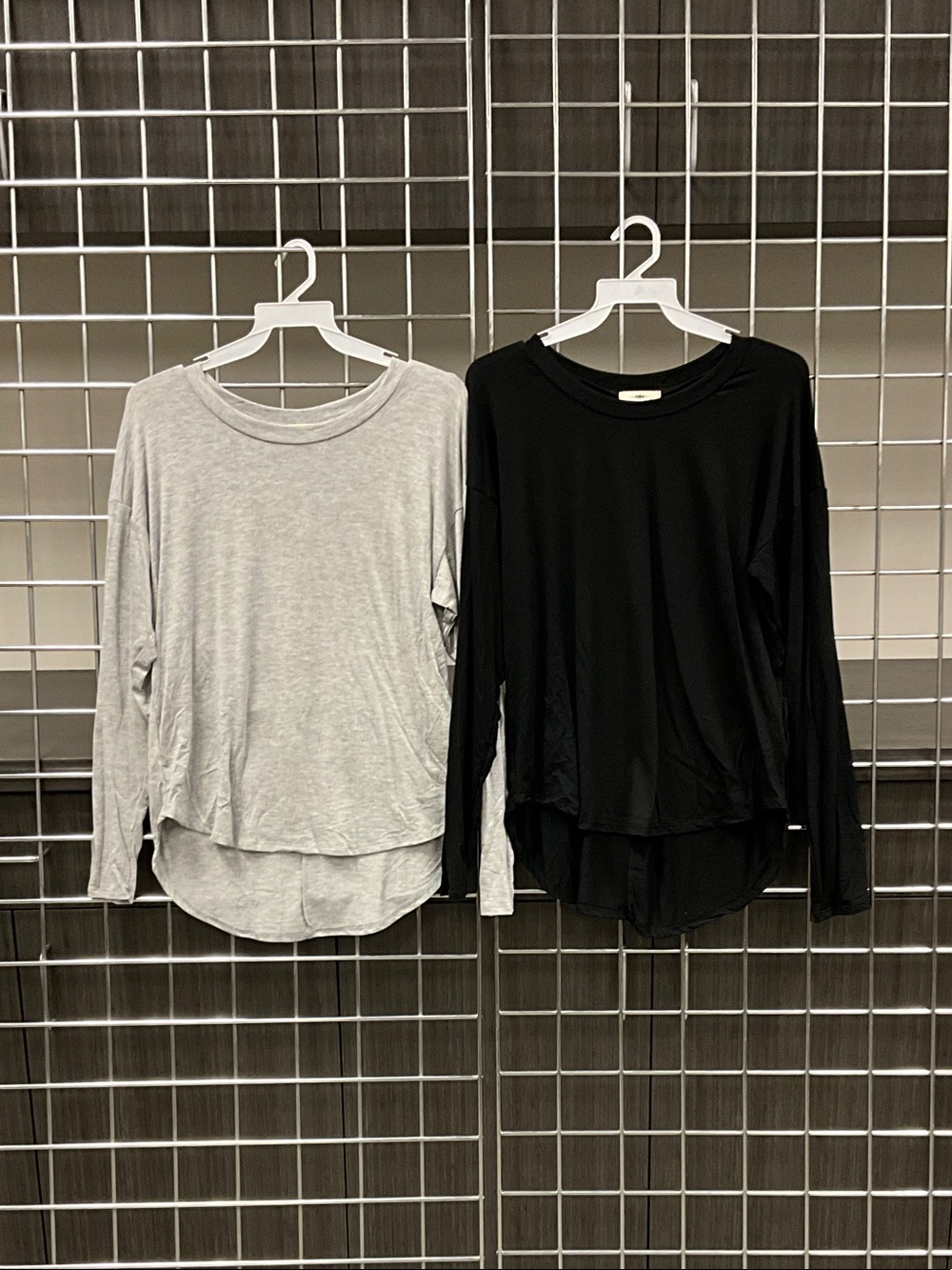 Women’s 2 pc Long Sleeve High-Low Tunic Tops – Black & Gray